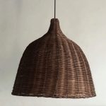 LÁMPARA DECORATIVA DE RATTAN TIPO CANASTA OVALADA MARRON 600X600 MM E27 COD. 3334