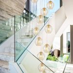 LÁMPARA DECORATIVA DOBLE ALTURA 18 TULIPANES  GLOBOS ÁMBAR COD.4470