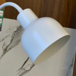 LÁMPARA DECORATIVA DE PIE BLANCA FOCO E27 COD 3133