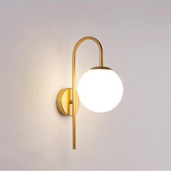 APLIQUE DECORATIVO BRAZO CURVO DORADO GLOBO BLANCO COD.3510
